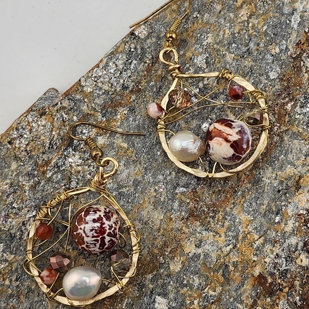 CATCH DREAMS BRASS METAL HANDMADE EARRINGS W/ AGATE, PEARLS & CRYSTALS